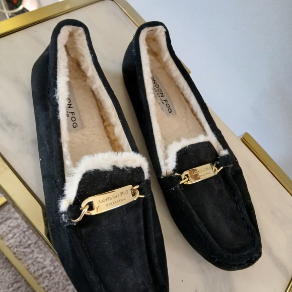 Black London Fog Velvet Slippers for Women with Gold Accents Size 7. - Picture 5 of 7